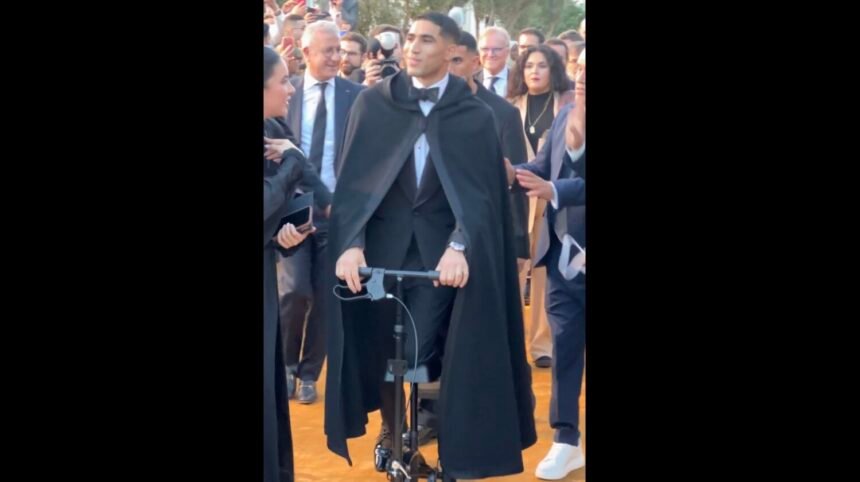 Hakimi picks up his African Ballon d’Or… on a scooter - Watch